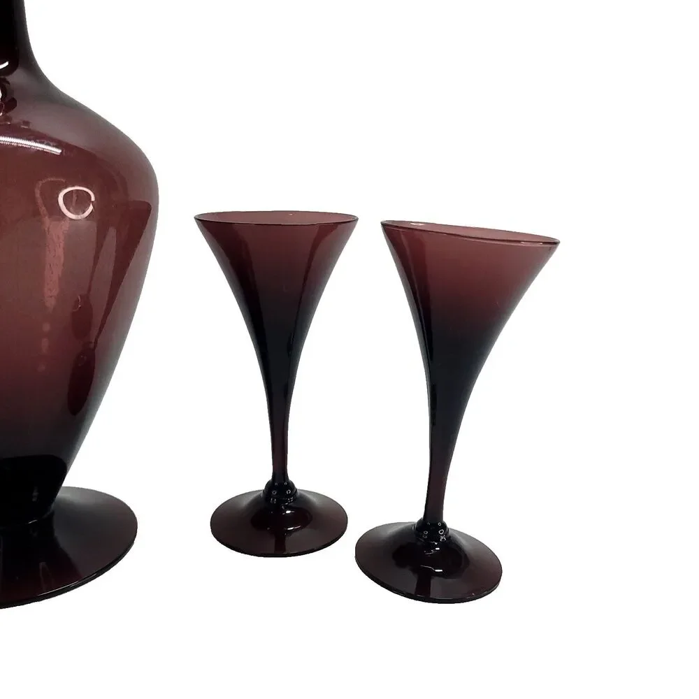 Amethyst Glass Decanter Cambridge bar ware Glasses liquor Purple No stopper